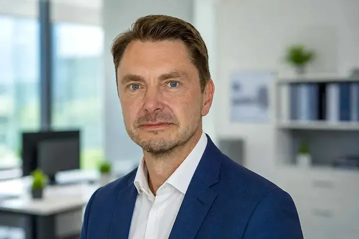 Foto des zertifizierten Immobiliengutachters nach DIN EN ISO/IEC 17024 und Sachverständigen für Immobilienbewertung Dr. Michael Flagmeyer, Sangerhausen